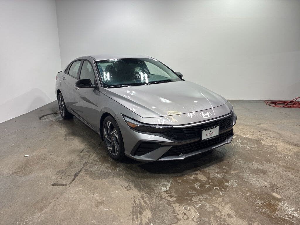 2025 Hyundai Elantra SEL Sport FWD