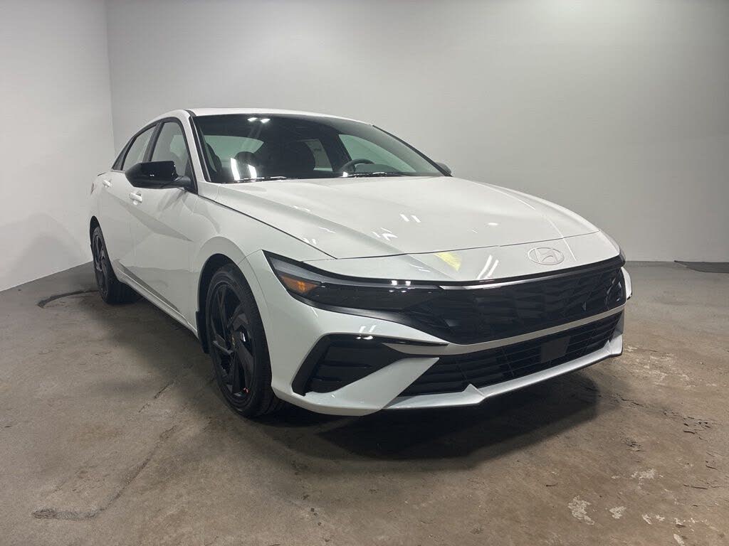 2026 Hyundai Elantra SEL Sport Premium FWD