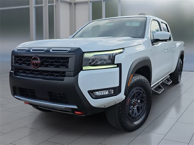 2026 Nissan Frontier PRO-4X Crew Cab LB 4WD