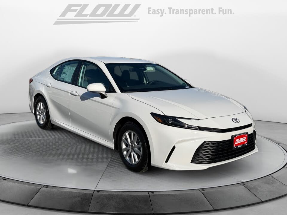2026 Toyota Camry LE FWD