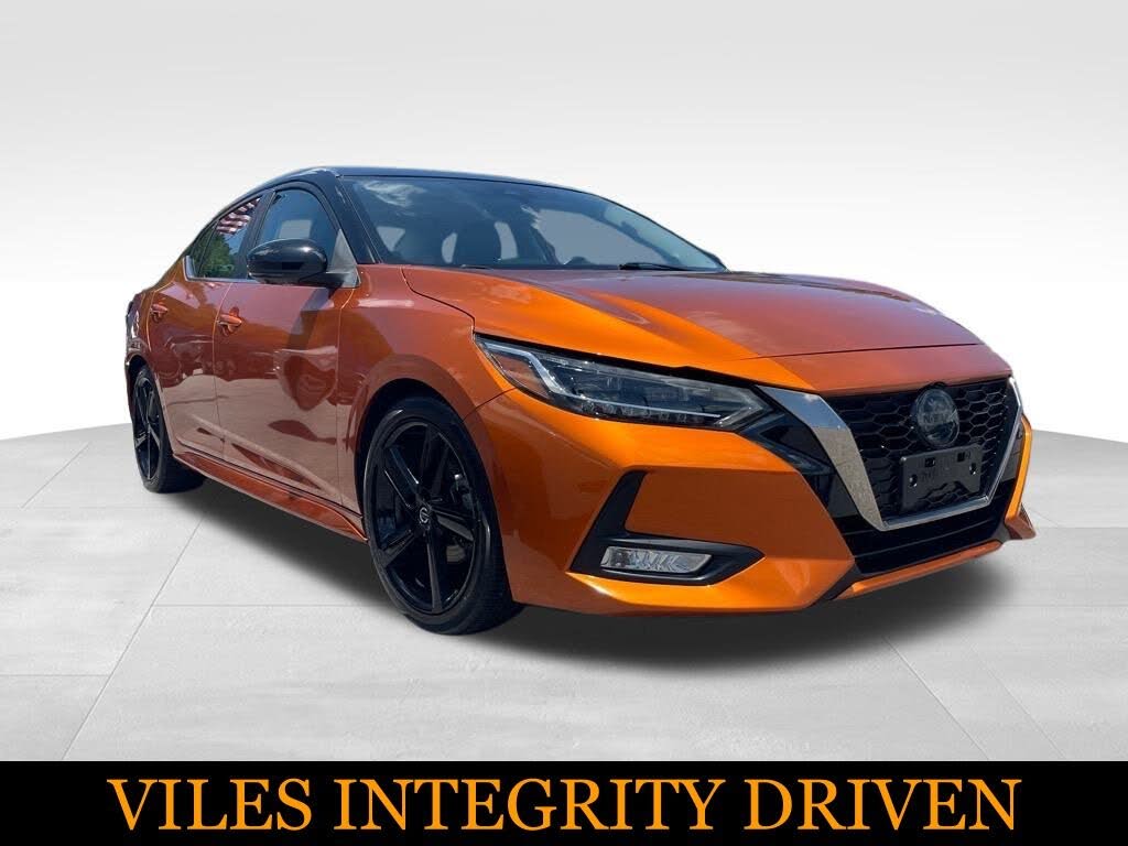 2022 Nissan Sentra SR FWD
