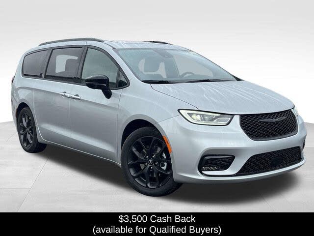 2026 Chrysler Pacifica Limited FWD