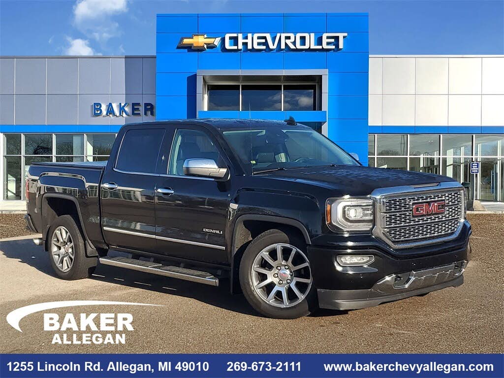 2017 GMC Sierra 1500 Denali Crew Cab 4WD