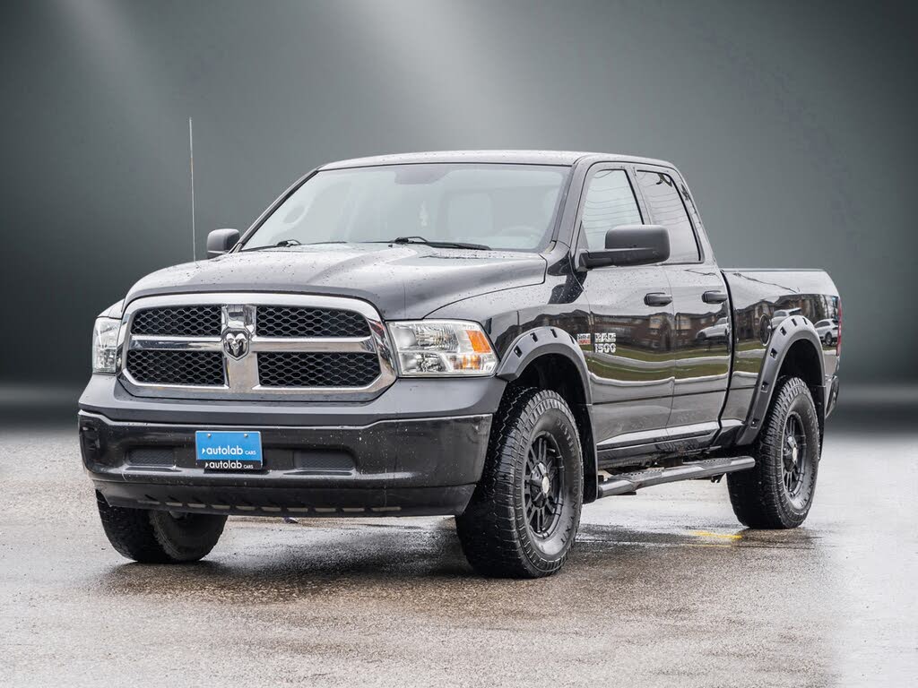 RAM 1500 ST Quad Cab 4WD 2017