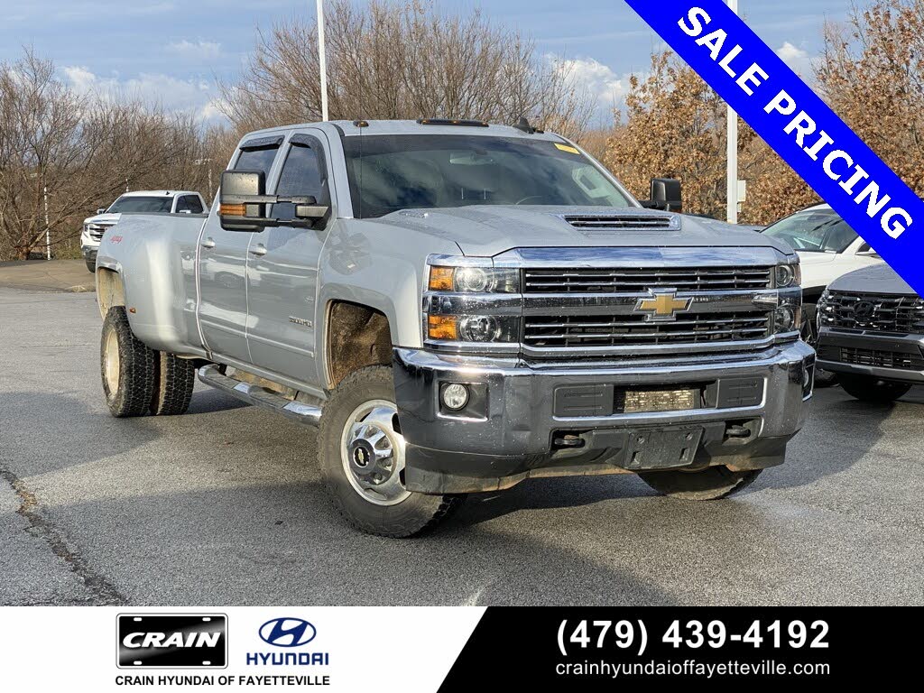 2018 Chevrolet Silverado 3500HD LT Crew Cab 4WD