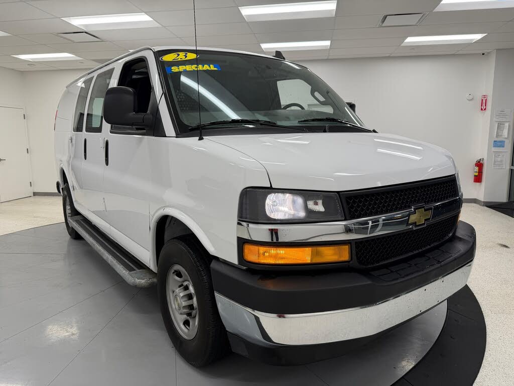 2023 Chevrolet Express Cargo 2500 RWD