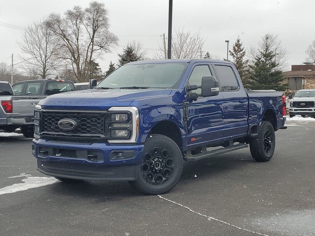 2026 Ford F-350 Super Duty Lariat Crew Cab 4WD