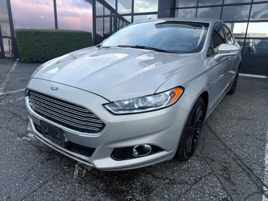 2016 Ford Fusion SE