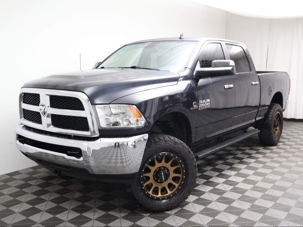 2016 RAM 2500 SLT Crew Cab 4WD