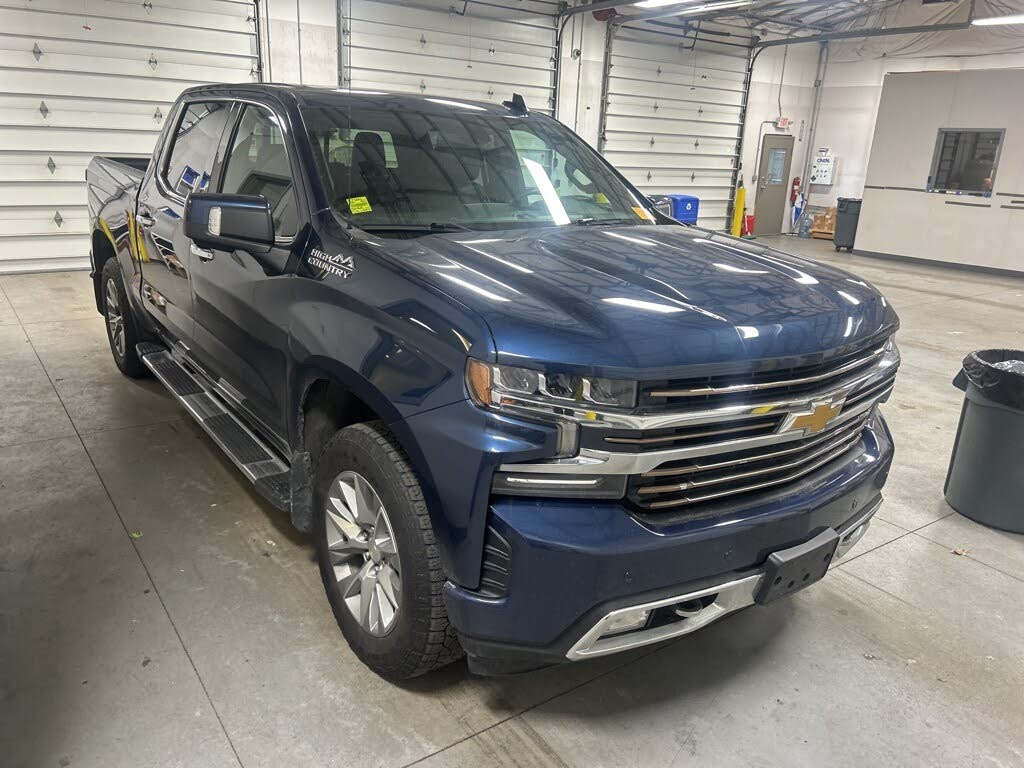 2022 Chevrolet Silverado 1500 High Country Crew Cab 4WD