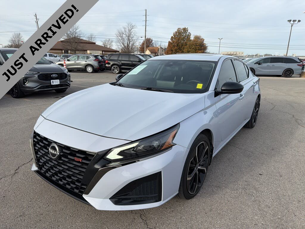 2023 Nissan Altima 2.5 SR FWD