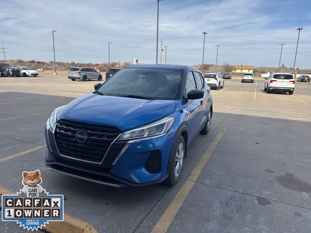 2023 Nissan Kicks S FWD