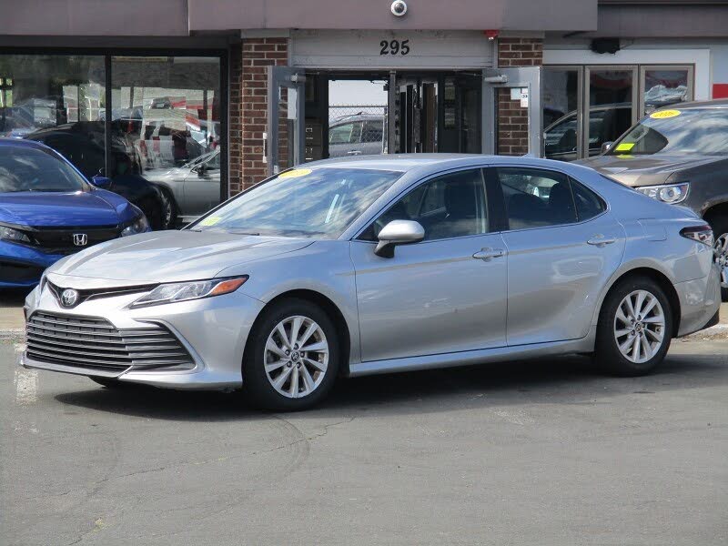 2023 Toyota Camry LE FWD