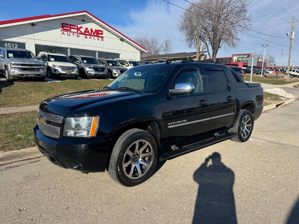 2013 Chevrolet Avalanche LTZ Black Diamond Edition 4WD