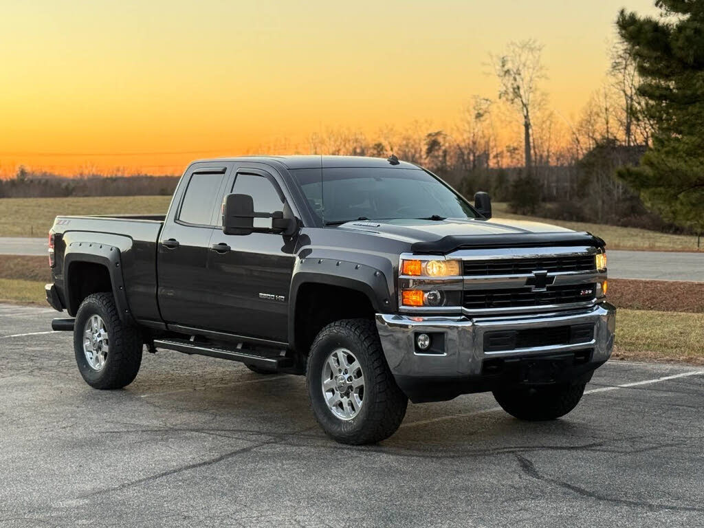 2015 Chevrolet Silverado 2500HD LT Double Cab 4WD