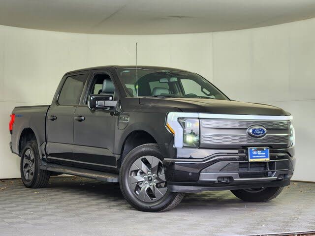 2023 Ford F-150 Lightning Lariat SuperCrew AWD