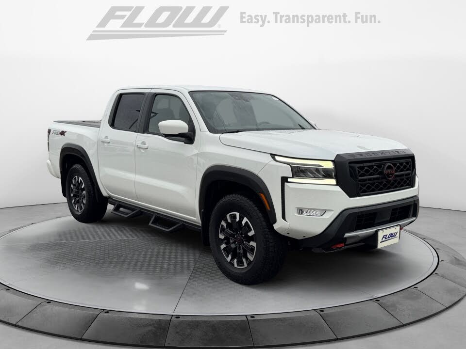 2023 Nissan Frontier PRO-4X Crew Cab 4WD