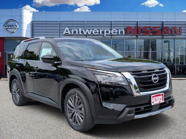 2025 Nissan Pathfinder SL 4WD