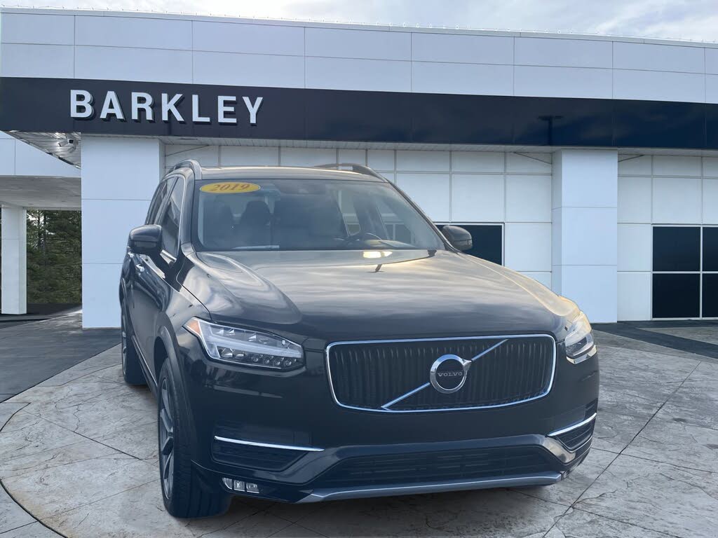 2019 Volvo XC90 T5 Momentum FWD