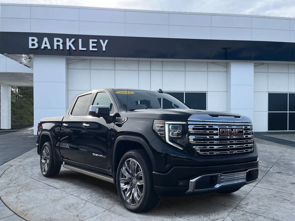 2023 GMC Sierra 1500 Denali Crew Cab 4WD