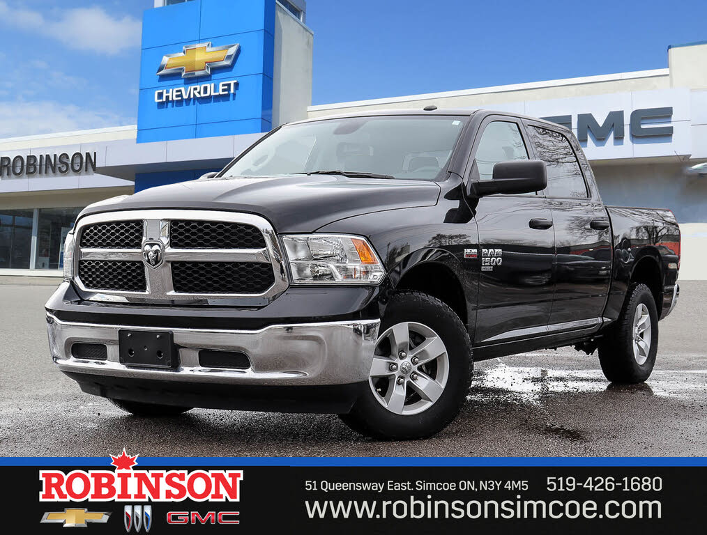 RAM 1500 Classic SLT Crew Cab 4WD 2023