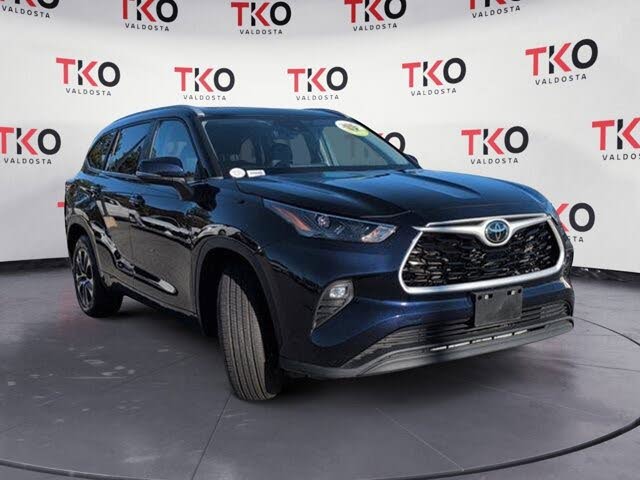 2024 Toyota Highlander XLE FWD