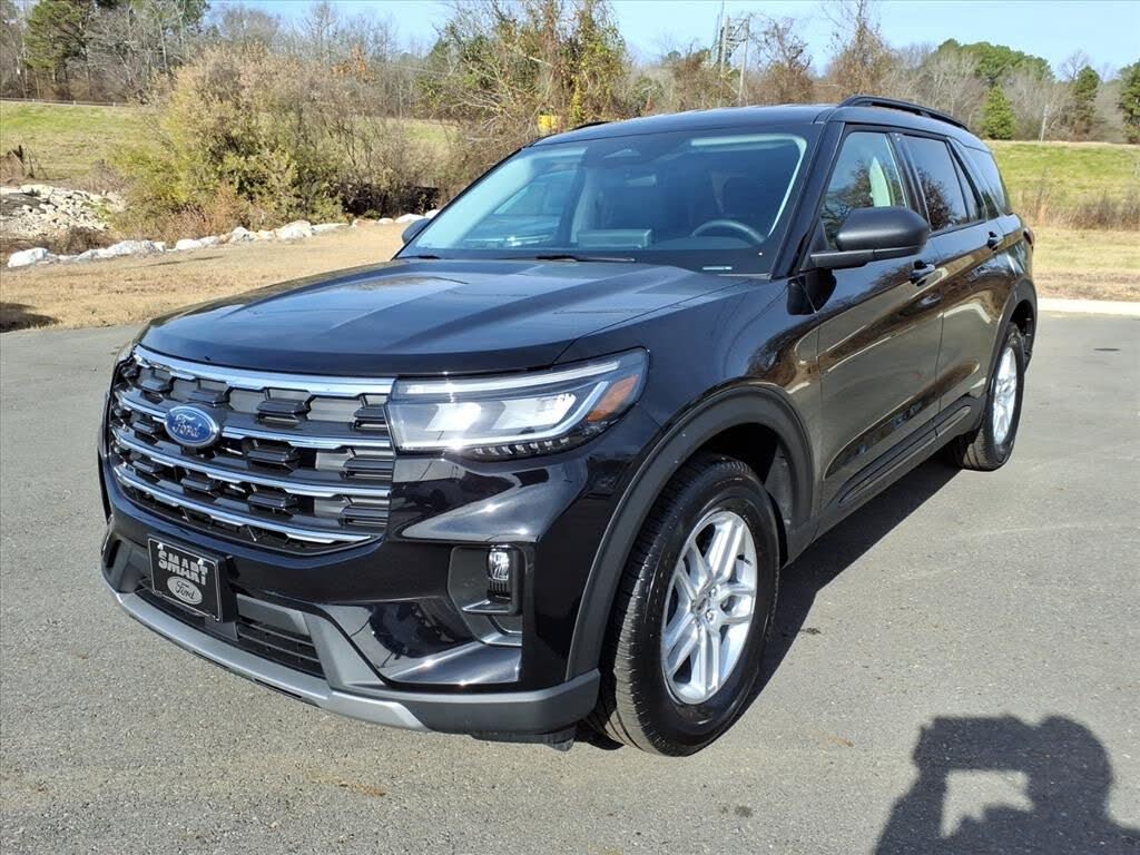 2026 Ford Explorer Active RWD