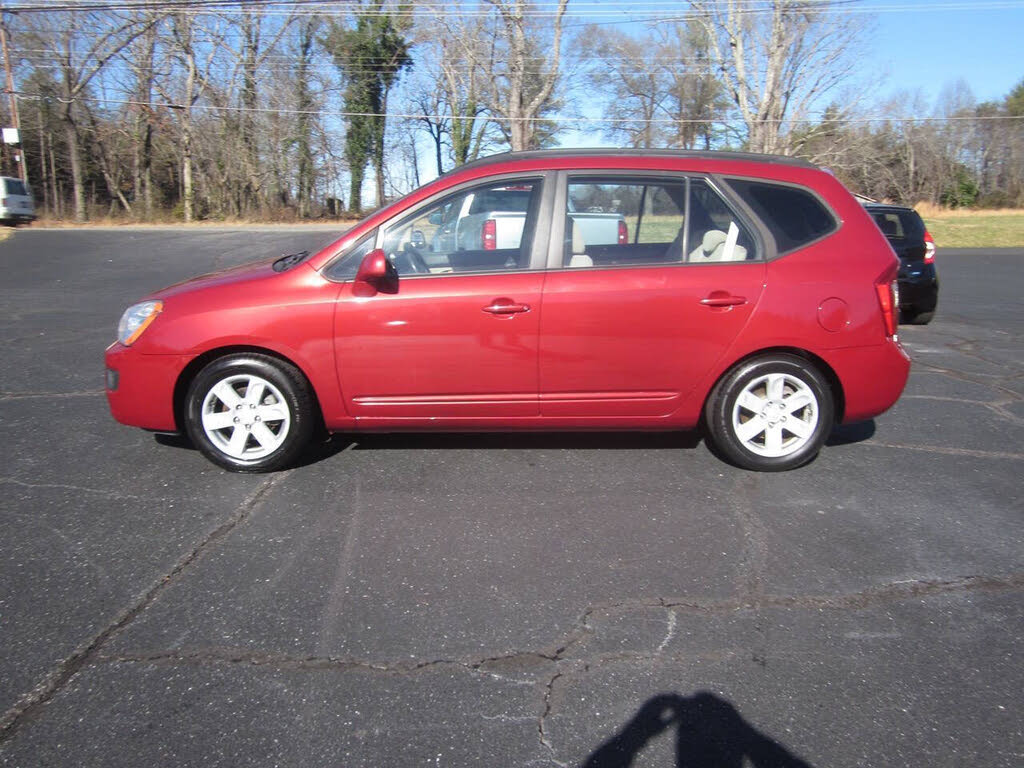 2008 Kia Rondo LX