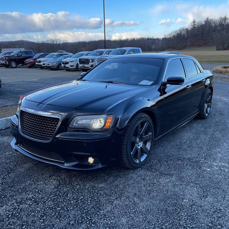 2012 Chrysler 300 SRT8 RWD