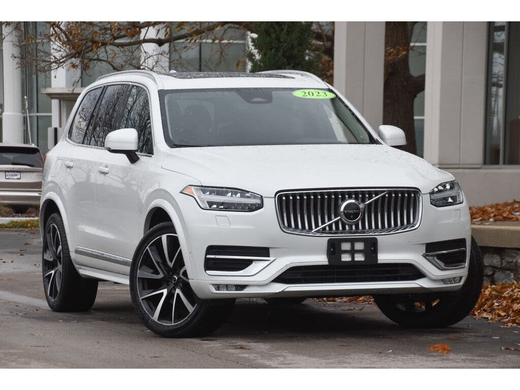 2023 Volvo XC90 B5 Plus Bright Theme AWD