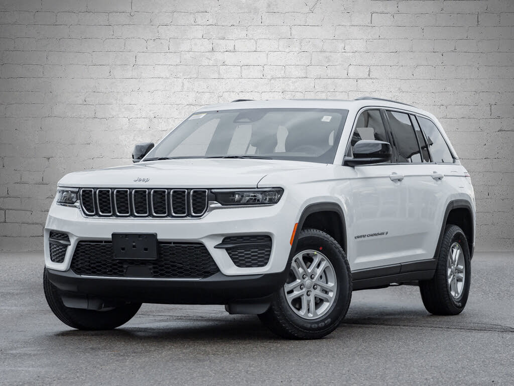 Jeep Grand Cherokee Laredo 4WD 2025