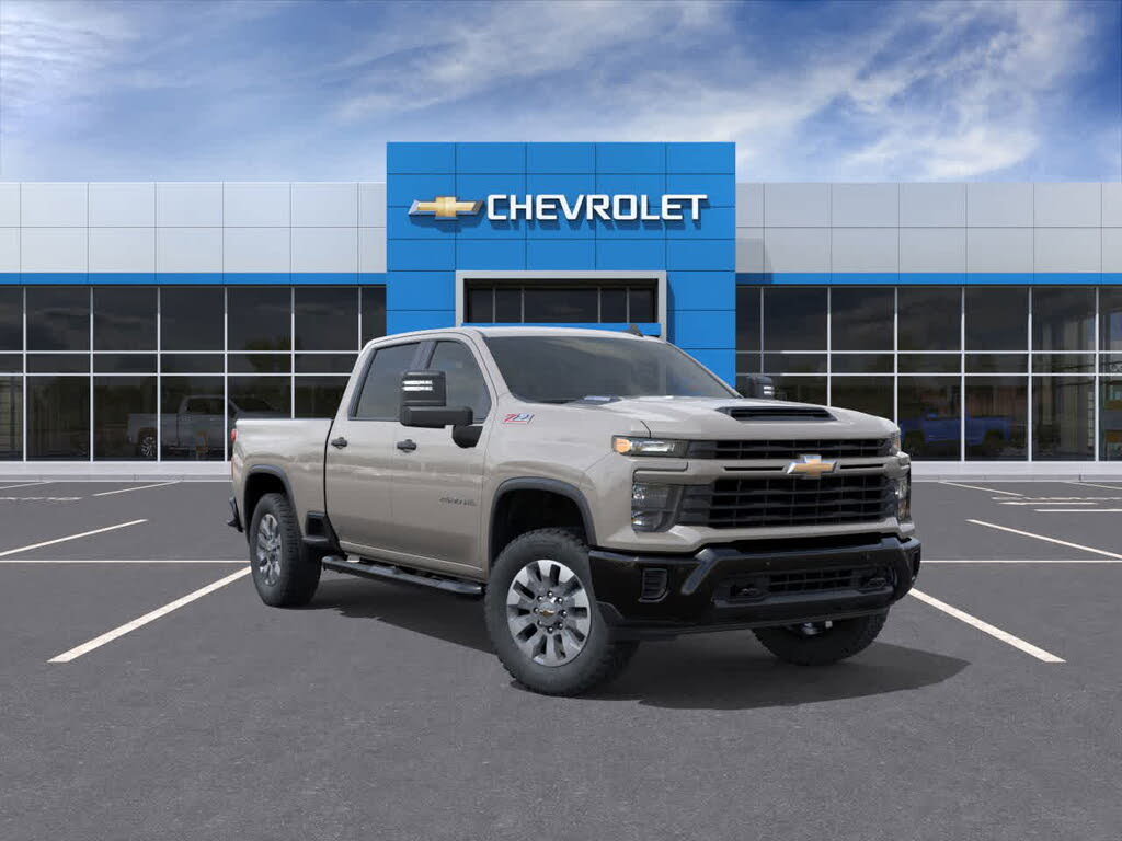 2026 Chevrolet Silverado 2500HD Custom Crew Cab 4WD