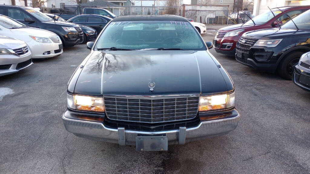 1994 Cadillac Fleetwood Sedan RWD