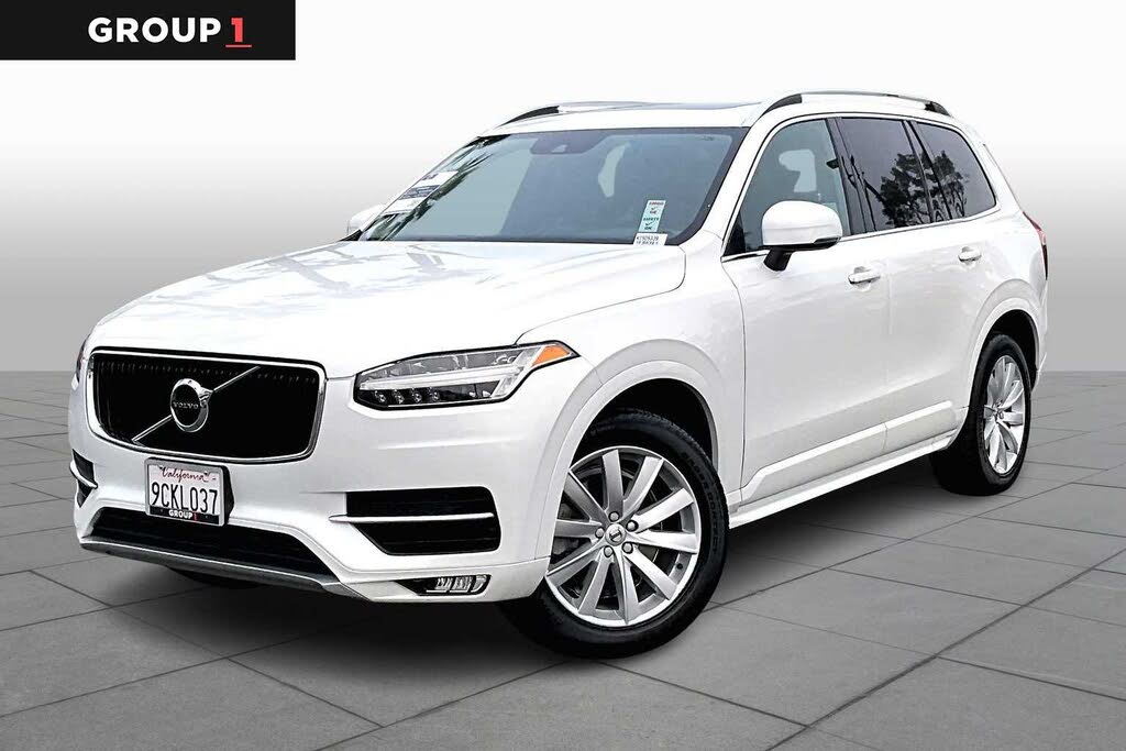 2019 Volvo XC90 T5 Momentum AWD