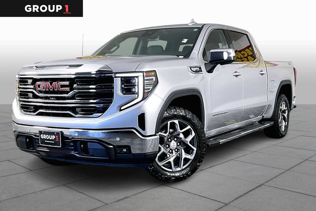2022 GMC Sierra 1500 SLT Crew Cab 4WD