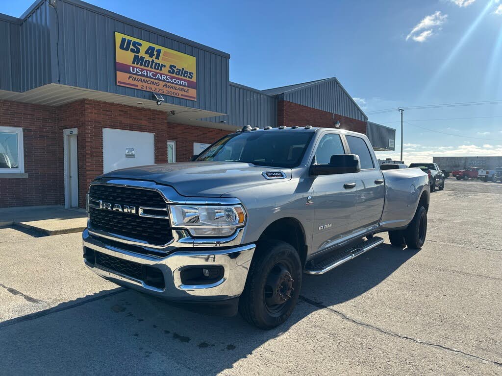 2022 RAM 3500 Lone Star Crew Cab LB DRW 4WD
