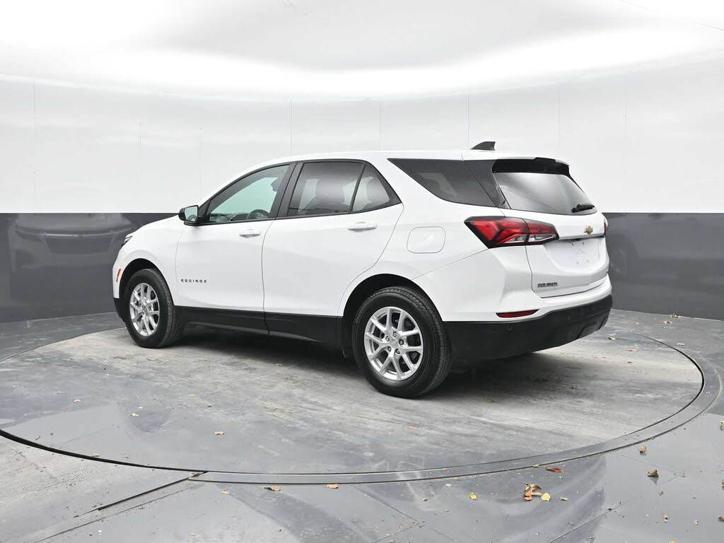 2024 Chevrolet Equinox LS AWD with 1FL