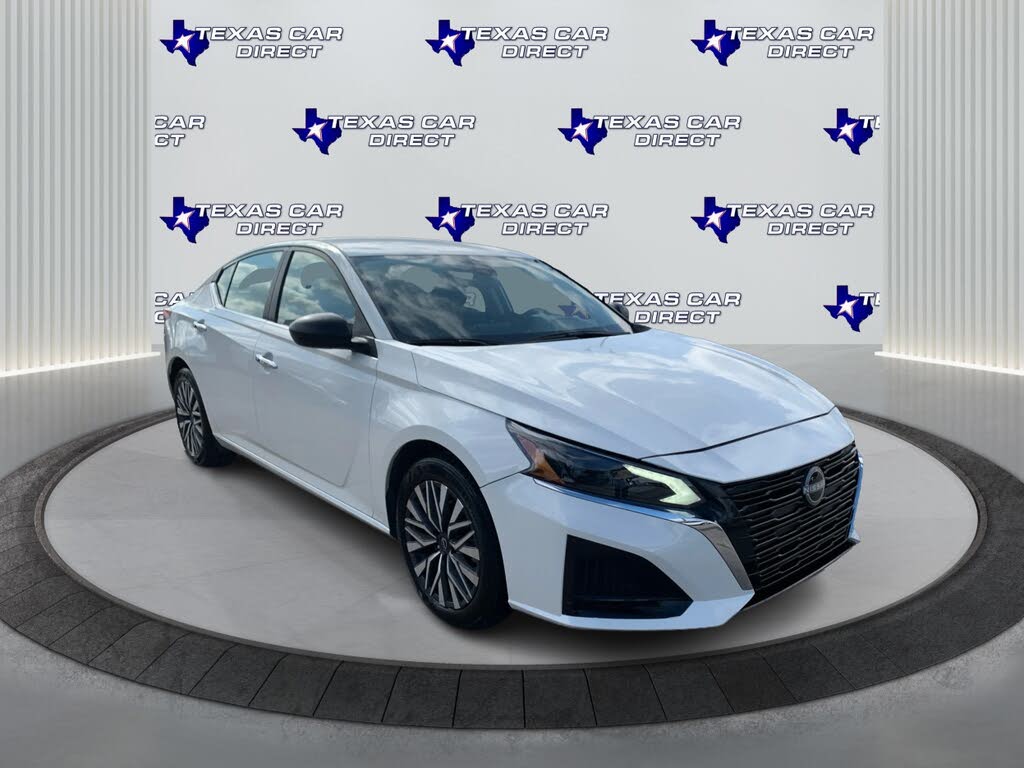 2025 Nissan Altima 2.5 SV FWD