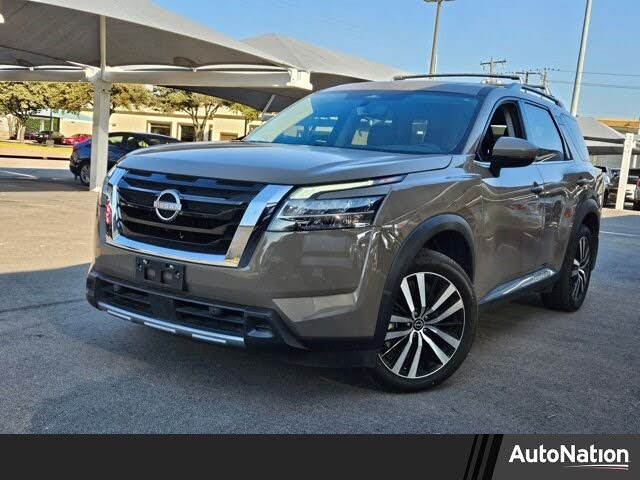 2024 Nissan Pathfinder Platinum FWD
