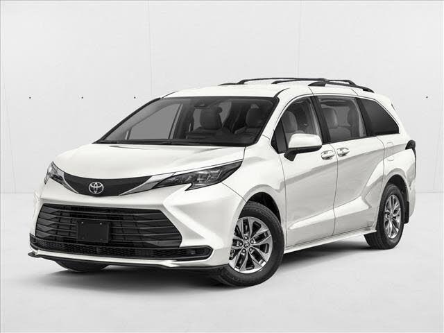2026 Toyota Sienna LE 8-Passenger FWD