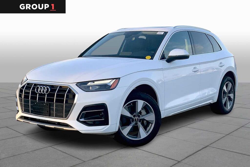 2023 Audi Q5 quattro Premium 40 TFSI
