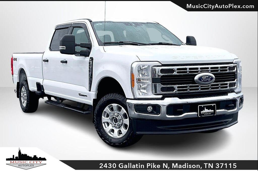 2023 Ford F-250 Super Duty XLT Crew Cab 4WD