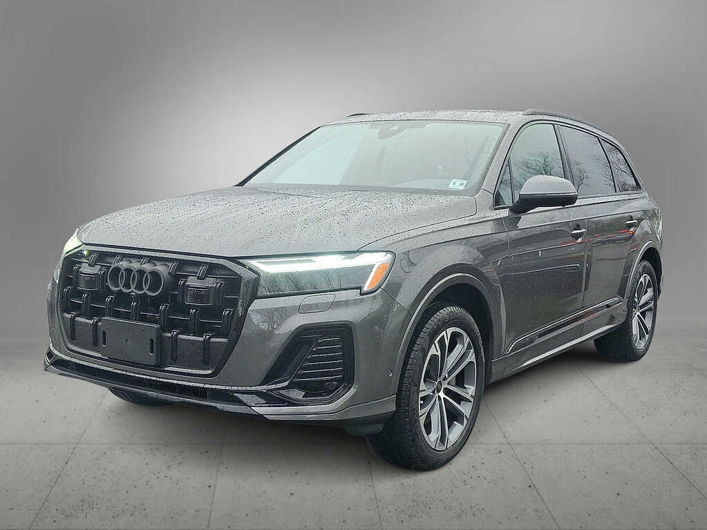 2025 Audi Q7 quattro Premium 45 TFSI