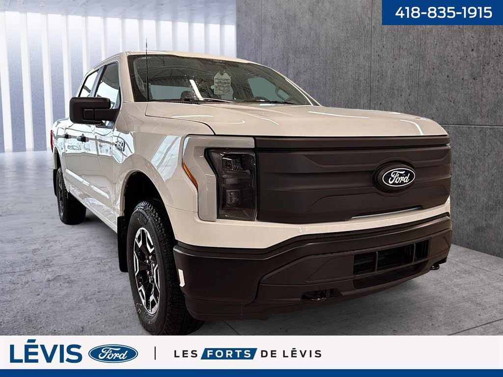 Ford F-150 Lightning Pro SuperCrew AWD 2024