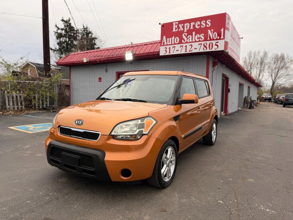 2011 Kia Soul +