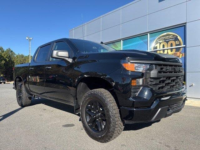 2026 Chevrolet Silverado 1500 Custom Trail Boss Crew Cab 4WD