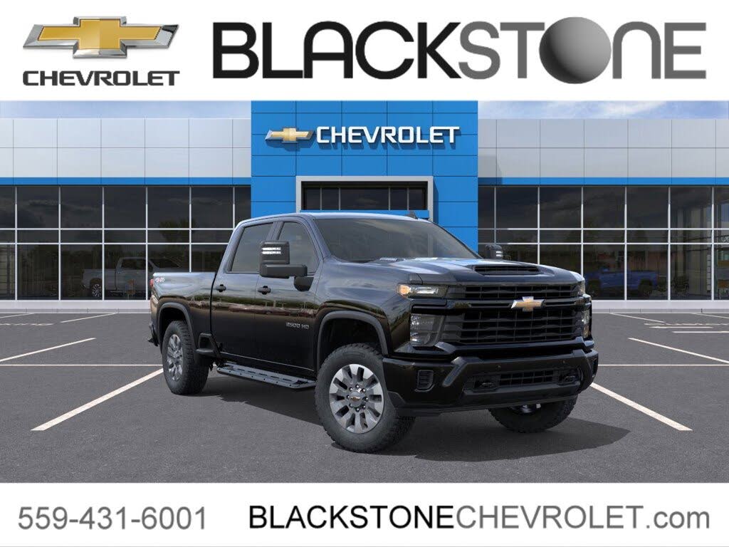 2026 Chevrolet Silverado 2500HD Custom Crew Cab 4WD