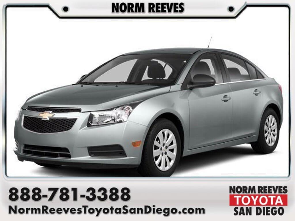 2013 Chevrolet Cruze LS Sedan FWD