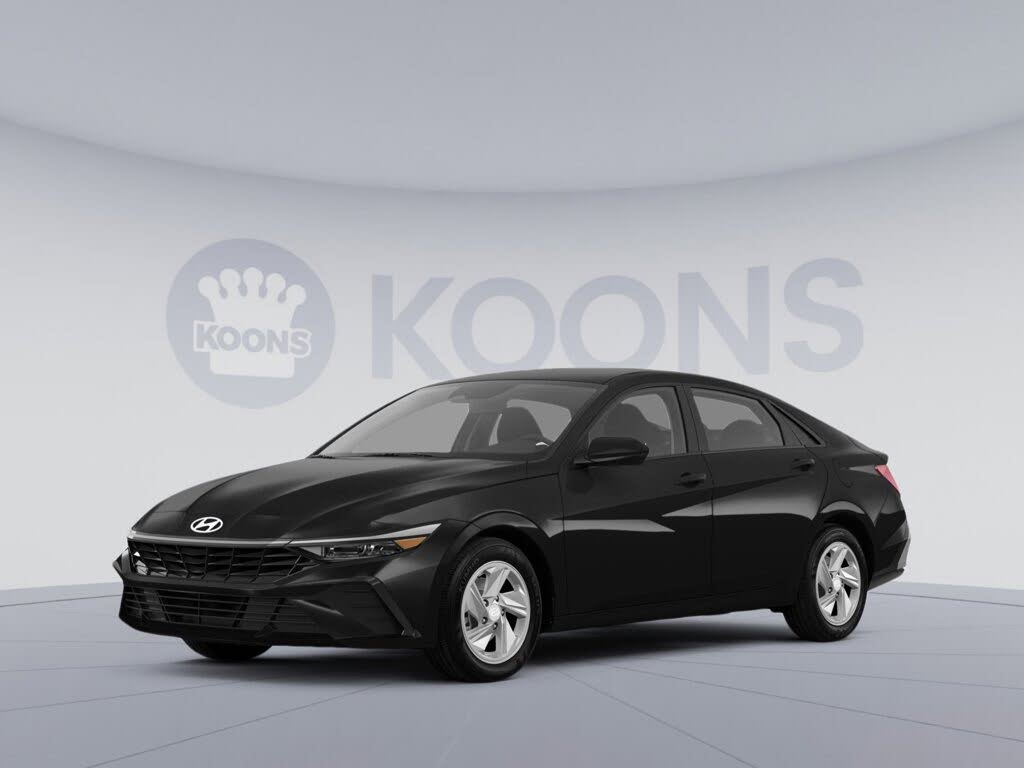 2024 Hyundai Elantra SE FWD