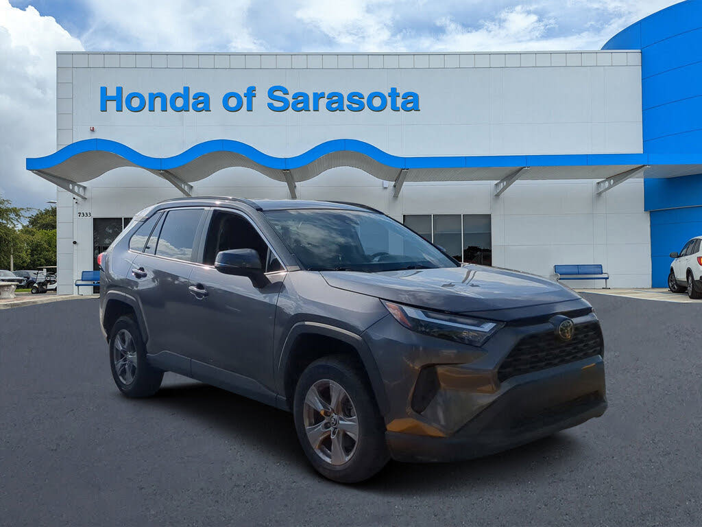 2024 Toyota RAV4 XLE FWD